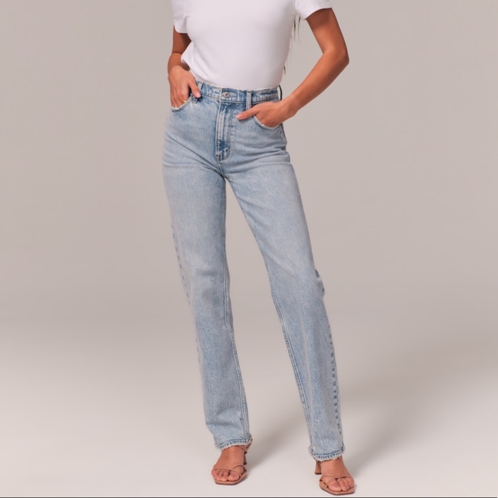 Abercrombie Ultra High Rise Straight Jeans